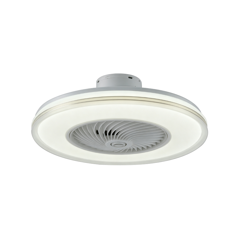 Zapuštěný stropní ventilátor se světlem