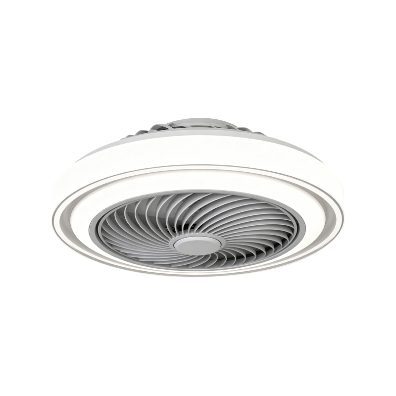 Zapuštěný stropní ventilátor se světlem