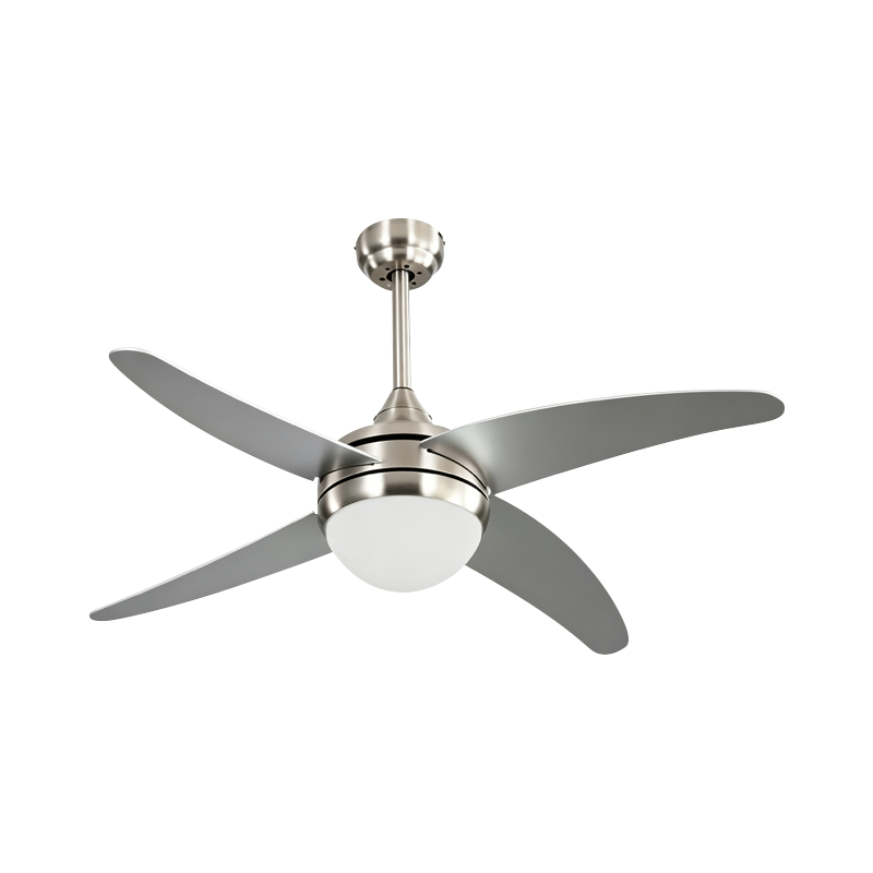 Překližkový stropní ventilátor se světlem Překližkový stropní ventilátor se světlem
